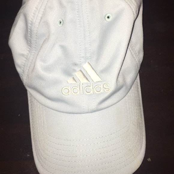 Adidas hat - Picture 1 of 1