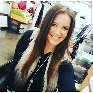 Meet your Posher, Ally