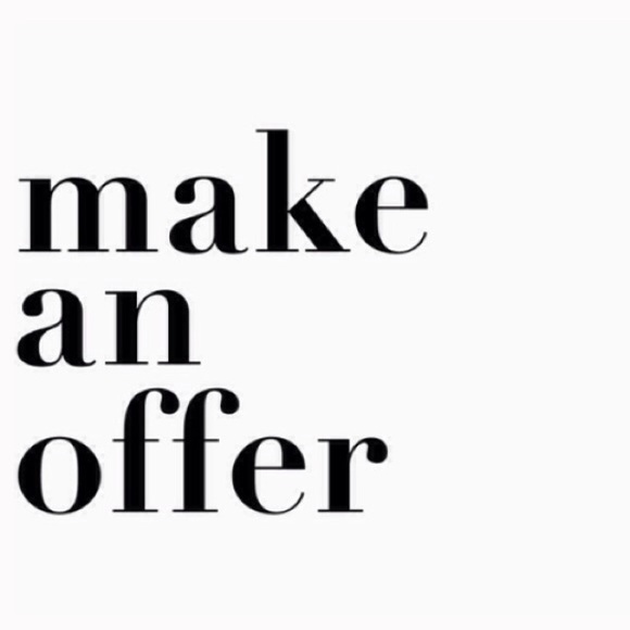 BohoChic_Boutique🎉CLOSET CLEAROUT🎉