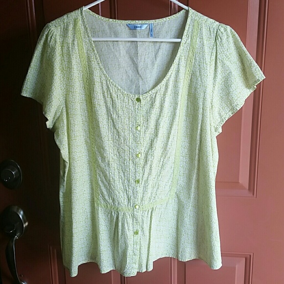 Izod blouse