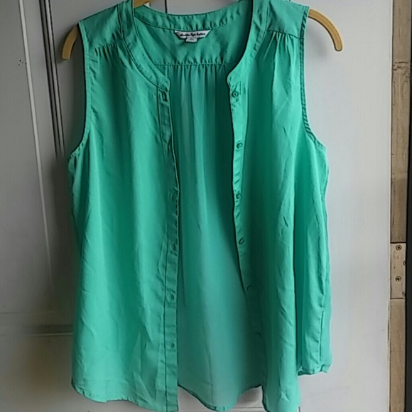 American Eagle Outfitters top