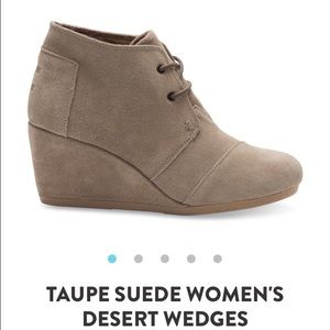 Toms suede wedges