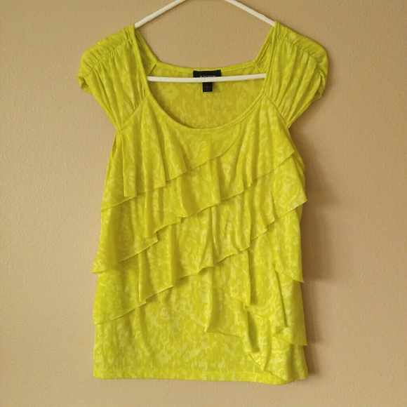 b-design ruffly top - Picture 4 of 4