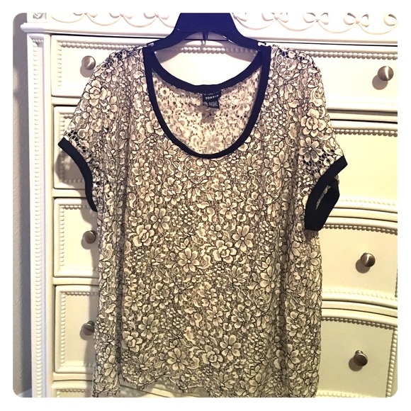 Torrid Plus Size Floral lace Blouse