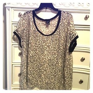 Torrid Plus Size Floral lace Blouse