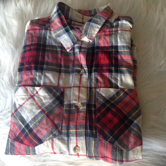 Perfect for fall Plaid button up