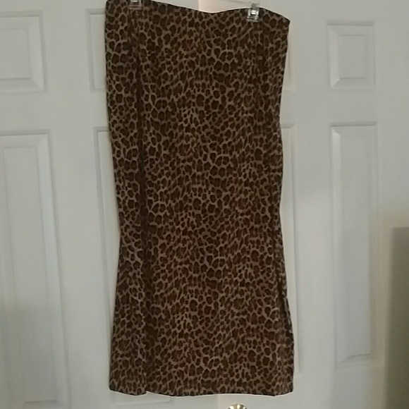 Cheetah print long skirt