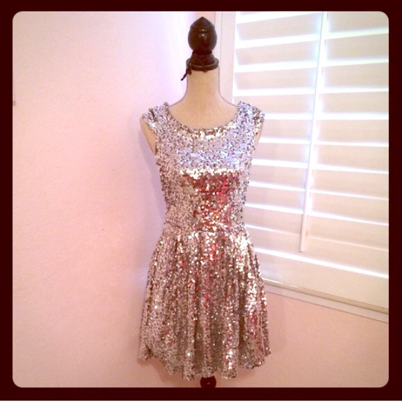 Modcloth Sparkly Dress 👗