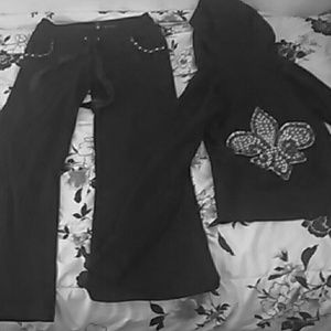 Twisted heart set of Sweatpants and sweater