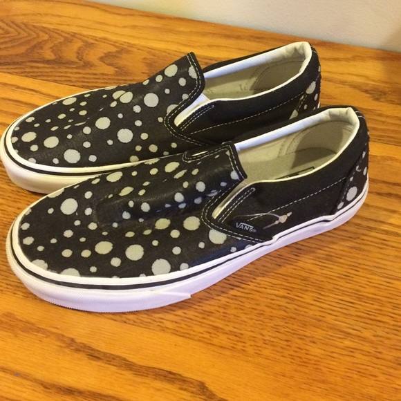 vans slip on size 7
