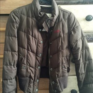 Hollister Puffer Jacket Women's Small Brown