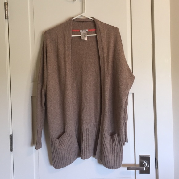 Aritzia Talula Cardigan