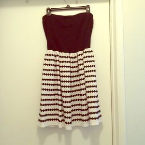 Strapless black and white dress