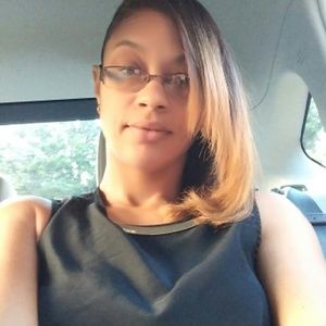 Meet your Posher, Symone