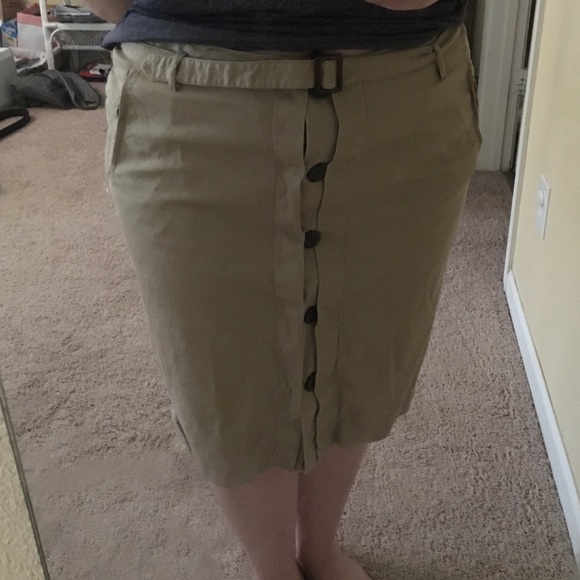 *last one* Khaki skirt