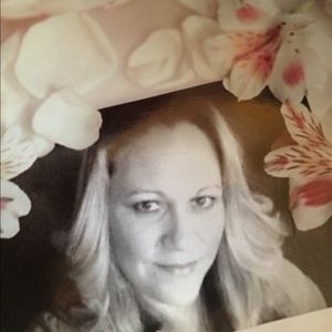 Meet your Posher, Loretta