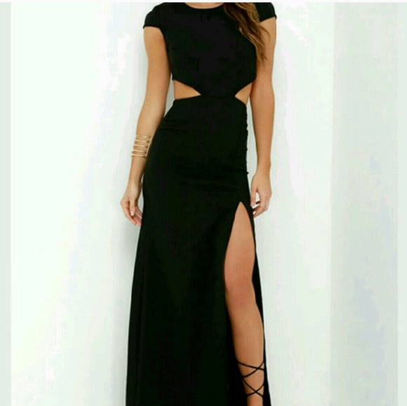 Lulus Dresses & Skirts - Lulu's Black Conversation Piece Dress