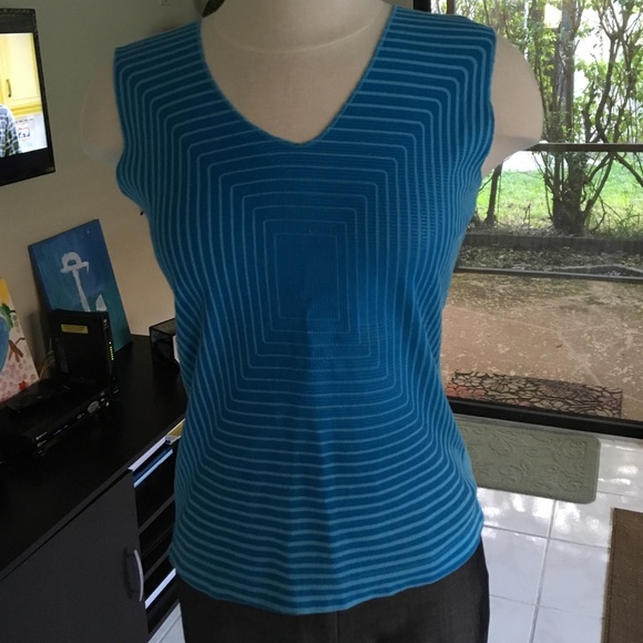 🔴Clearance🔴 Old Navy - Blue Top- Final✂️