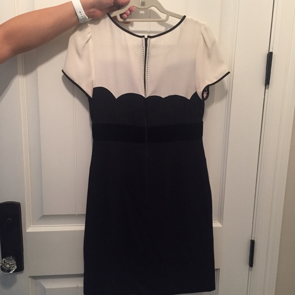 Phoebe Couture Shift Dress - Picture 3 of 4