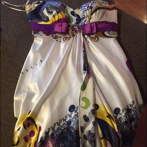Colorful dress size 6
