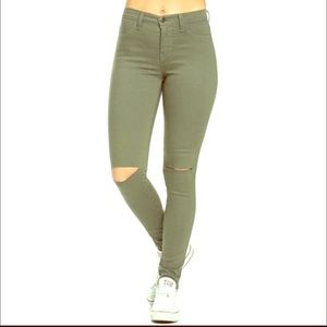 Just Black Olive Skinny Jean Jegging size 25
