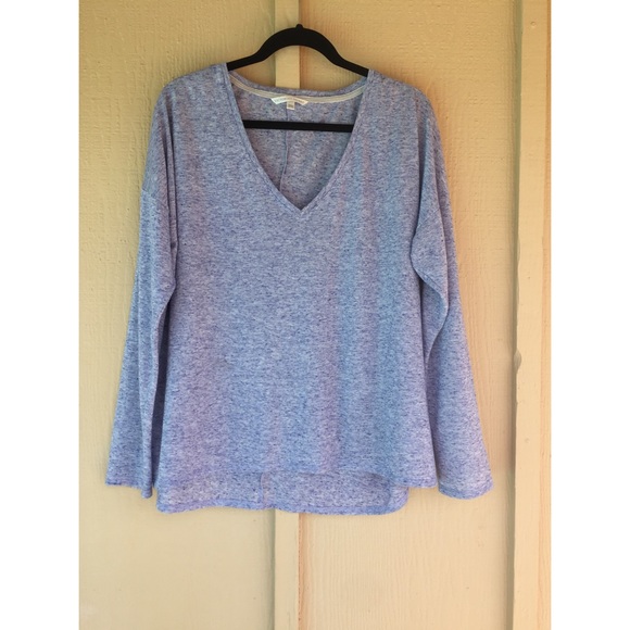 Victoria's Secret Tops - Victoria Secret Long sleeve Lounge Shirt.