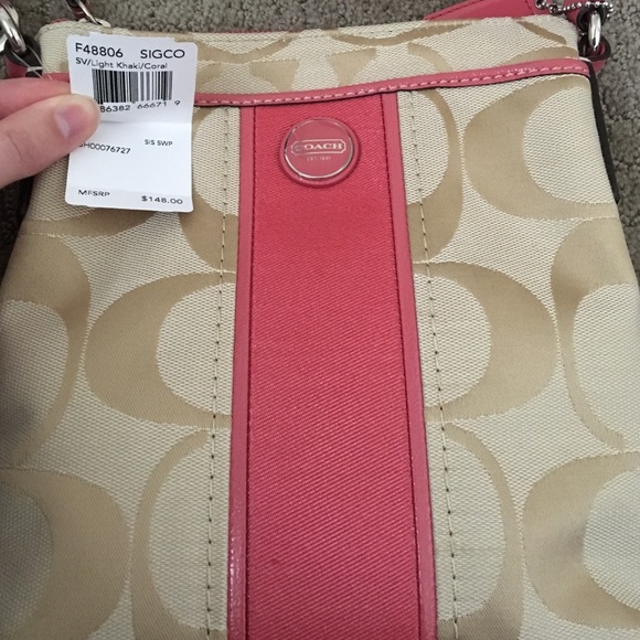 Coach purse and wallet - Picture 3 of 8