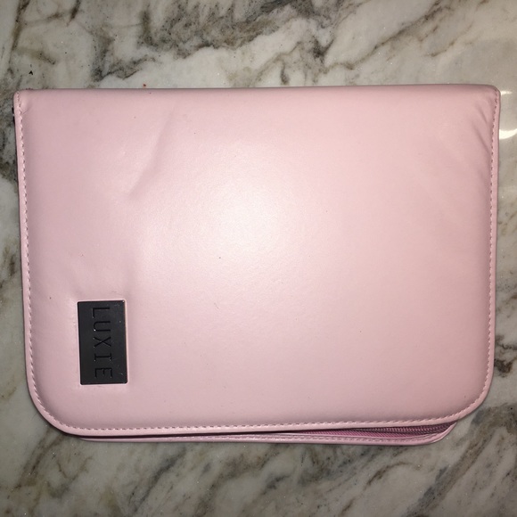 30 Piece Brush Set Bag