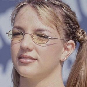 Meet your Posher, Bleu-ruby