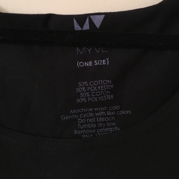 Boo You Whore Crop Top - Picture 3 of 3