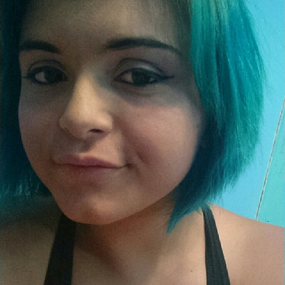 Meet your Posher, Megan - Picture 1 of 1