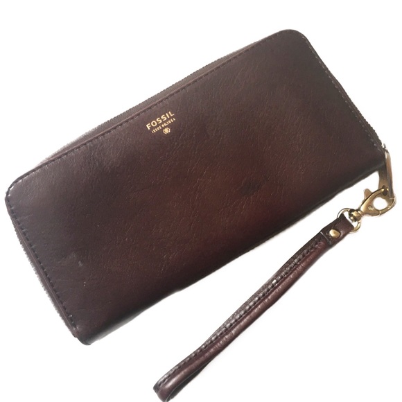 Fossil Handbags - Fossil burgundy leather wallet/ wristlet