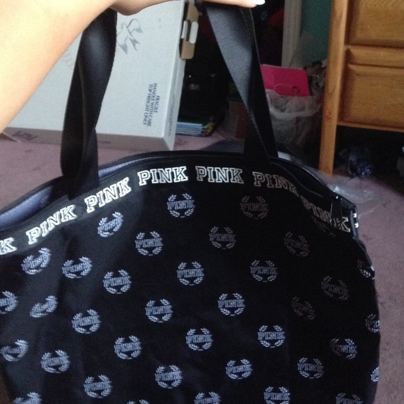 Brand new vs pink tote - Picture 2 of 3
