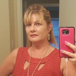 Meet your Posher, Teri