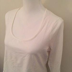 Long sleeved basic U neck white tee L