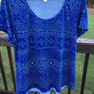 Excellent Condition LuLaRoe Classic Tee