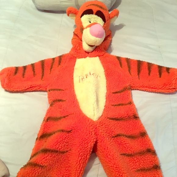 Disney Store Plush Tigger Costume