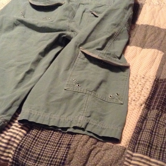 Shorts - Picture 4 of 4