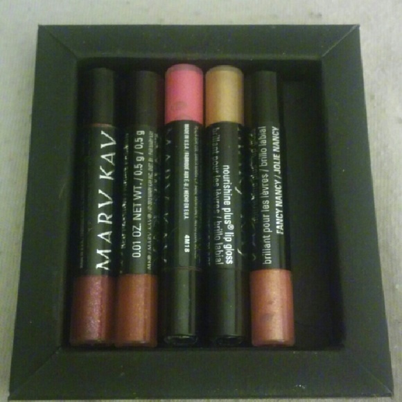Mary Kay Other - Never used!! Lipgloss bundle
