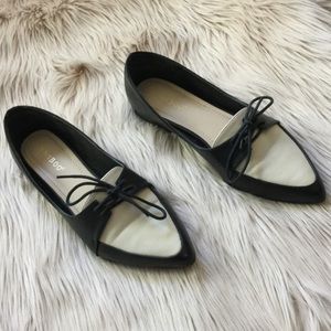 Pointy Two Tone Oxfords