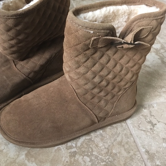 Furry tan boots