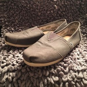 Toms Classic Canvas shoe in Ash