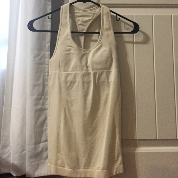 Lululemon Razor back tank - Picture 1 of 4