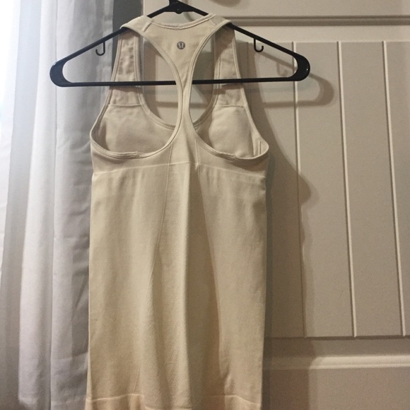 Lululemon Razor back tank - Picture 2 of 4