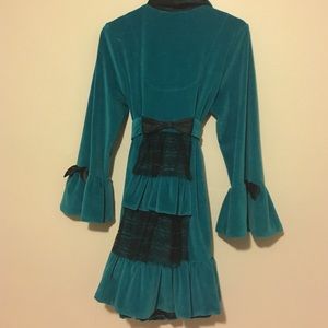 Teal Robe with black lacy detail