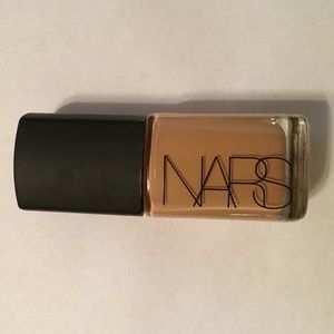NARS sheer glow foundation - med/dark3 used once