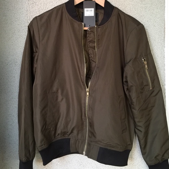 Last One !! Light weight Bomber jacket - Picture 3 of 3