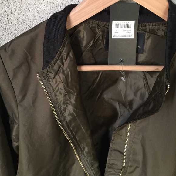 Last One !! Light weight Bomber jacket - Picture 2 of 3