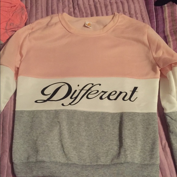 Sweatshirt