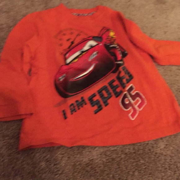 Boys top